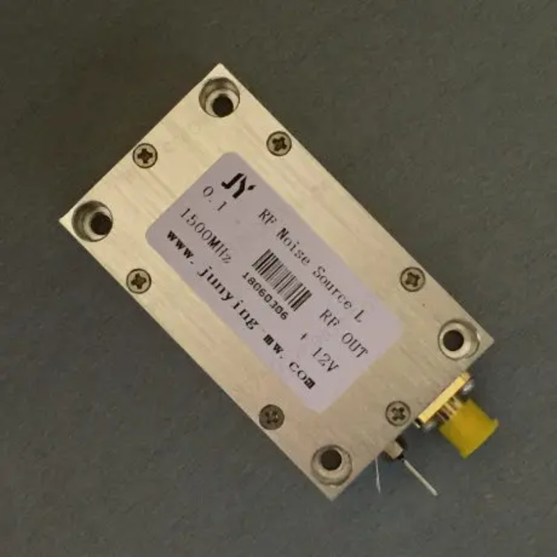 Spectrum Analyzer Tracking Generator 1.5Ghz - Fuente de Señal de Ruido RF