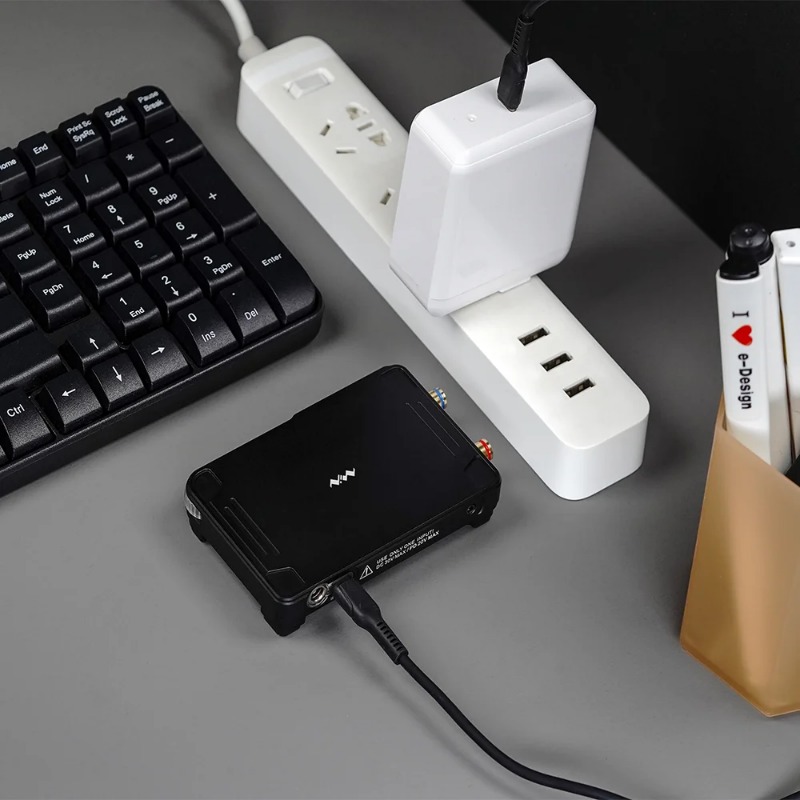 Fuente de Alimentación CC Prog - Programmable Linear Dc Power Supply 30V 10A reseña y precio